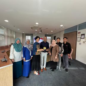 Academic Visit of Faculty of Technology Information Universitas Merdeka Malang to Razak Faculty of Technology and Informatics